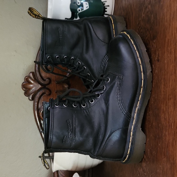 Dr. Marten boots - Picture 2 of 8